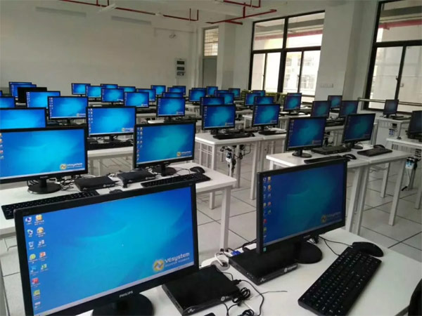 千台优质显示器落户福鼎,飞利浦为信息化教学再立新功