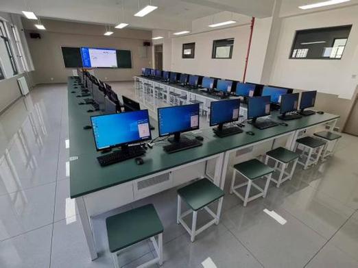 兰州外语职业学院